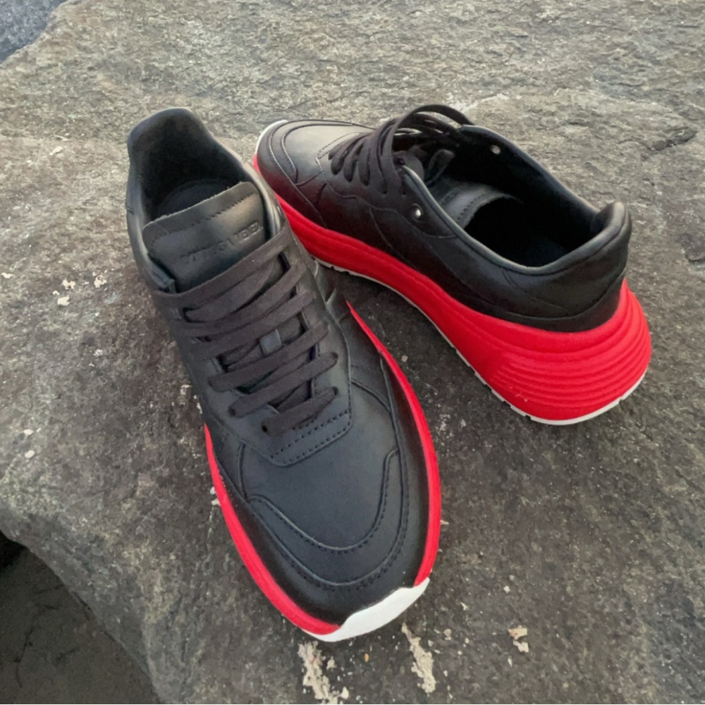 Stylish Black and Red Men's Sneakers